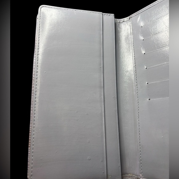 Louis Vuitton Epi Long Wallet – Customized & Handpainted – One of a Kind - Picture 6 of 13